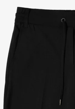 Straight Leg Jersey-Hose