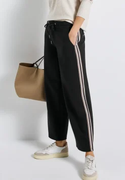 Straight Leg Strukturhose