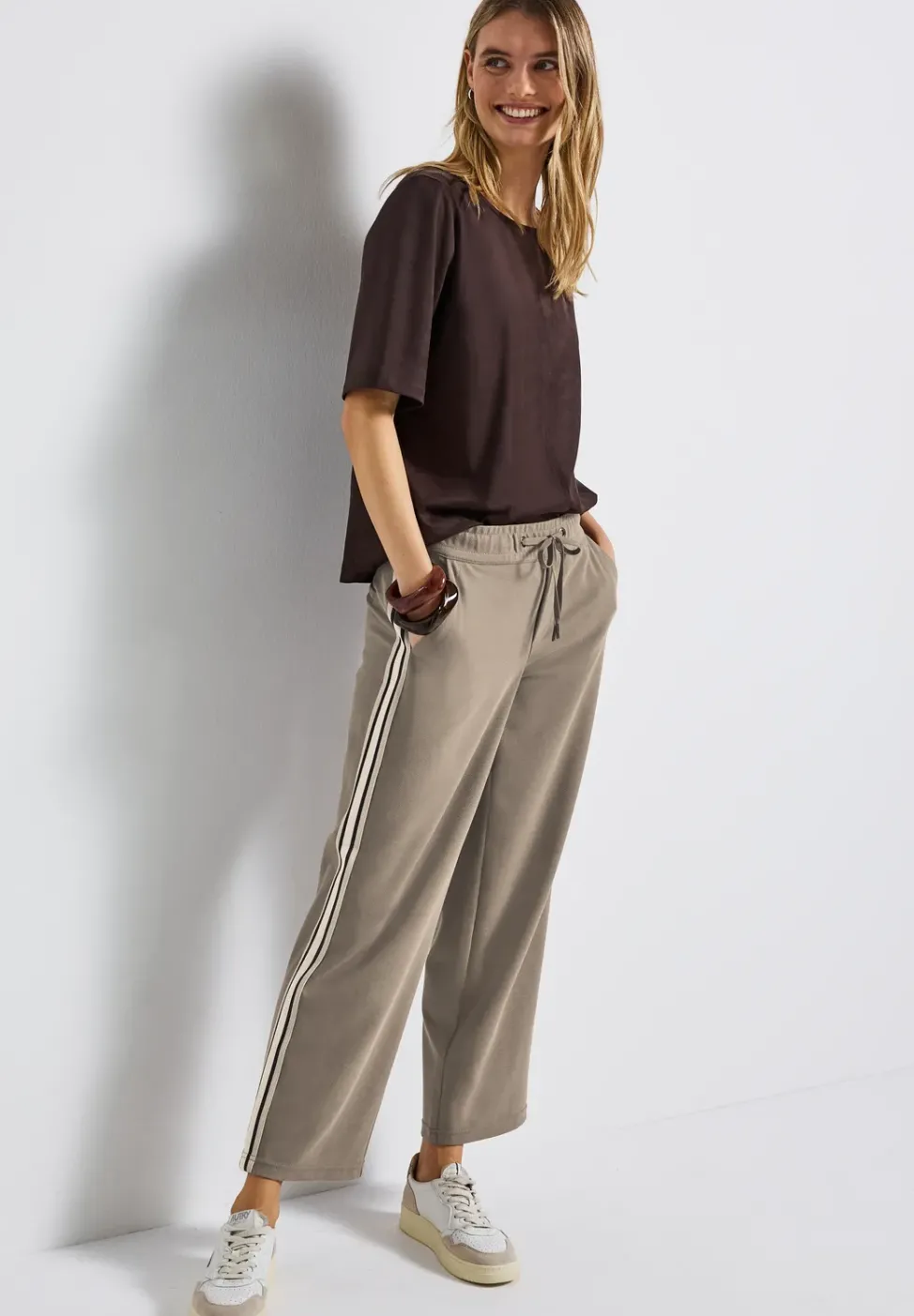 Straight Leg Strukturhose