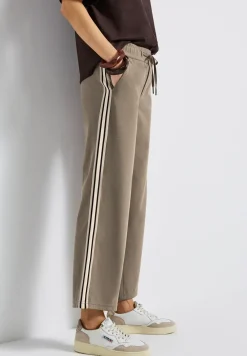 Straight Leg Strukturhose