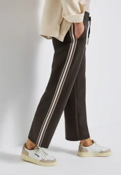 Straight Leg Strukturhose