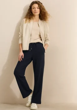 Straight Leg Strukturhose