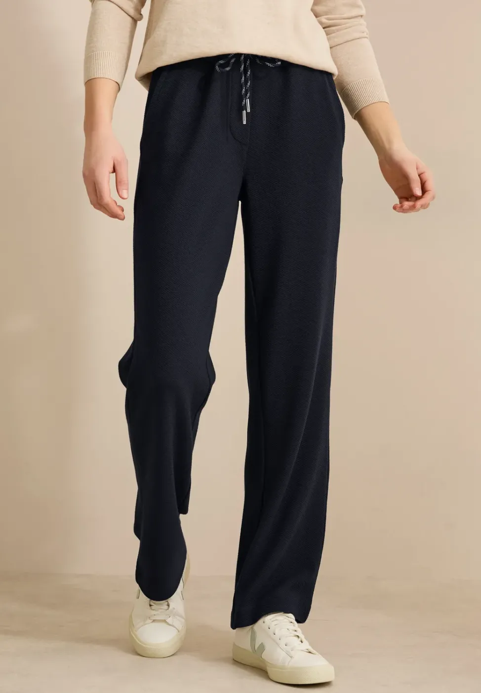 Straight Leg Strukturhose
