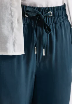 Straight Leg Twill Hose