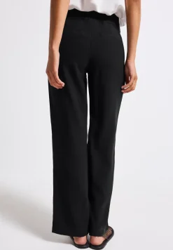Straight Leg Twill Hose