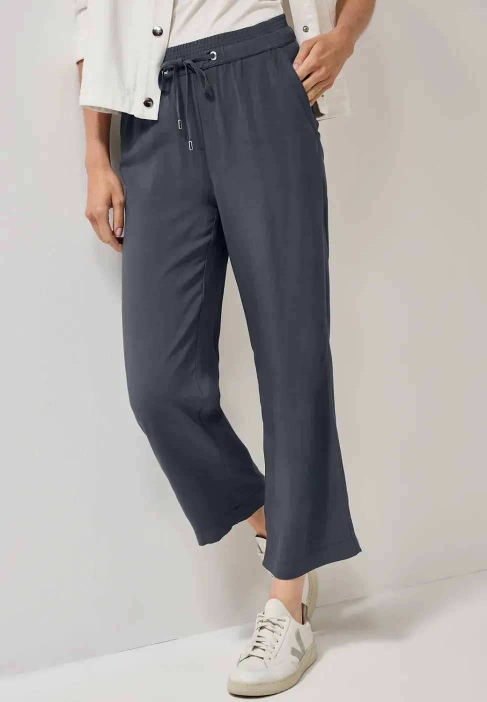 Straight Leg Viskose Hose