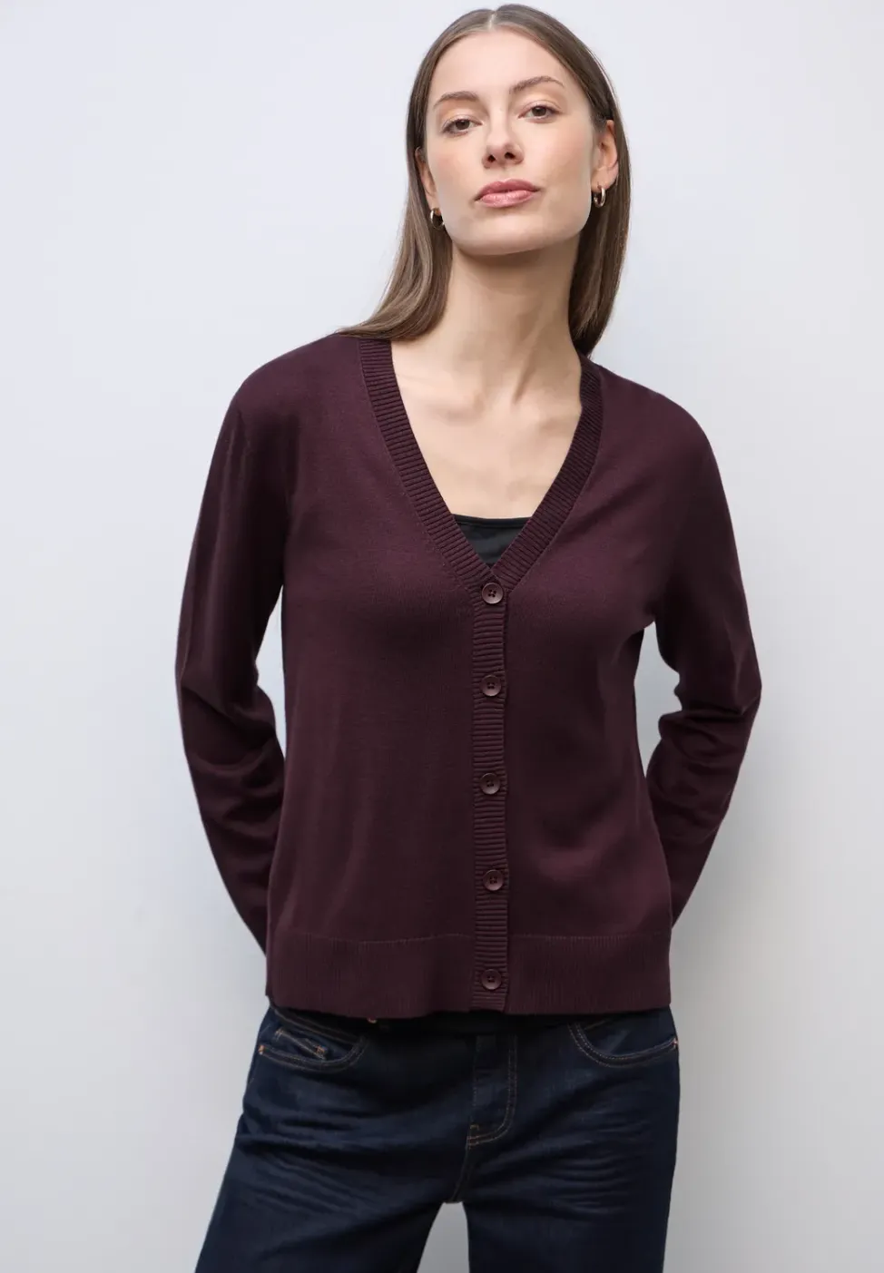 Strickjacke mit V-Ausschnitt