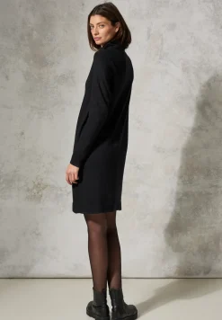 Strickkleid mit Glitzer