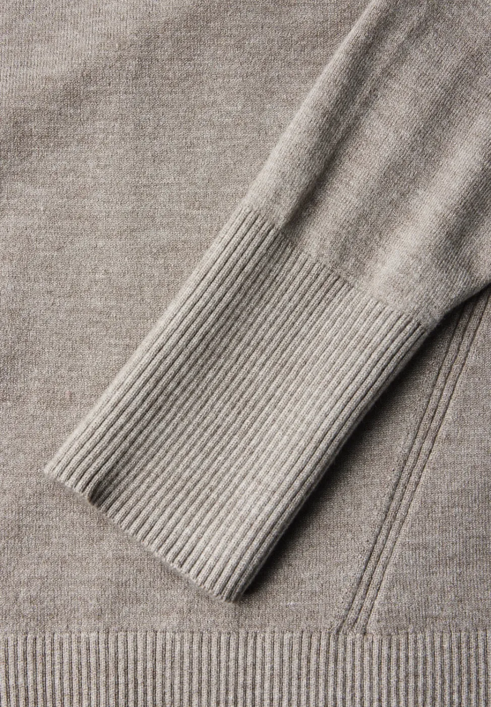 Strickpullover mit Details