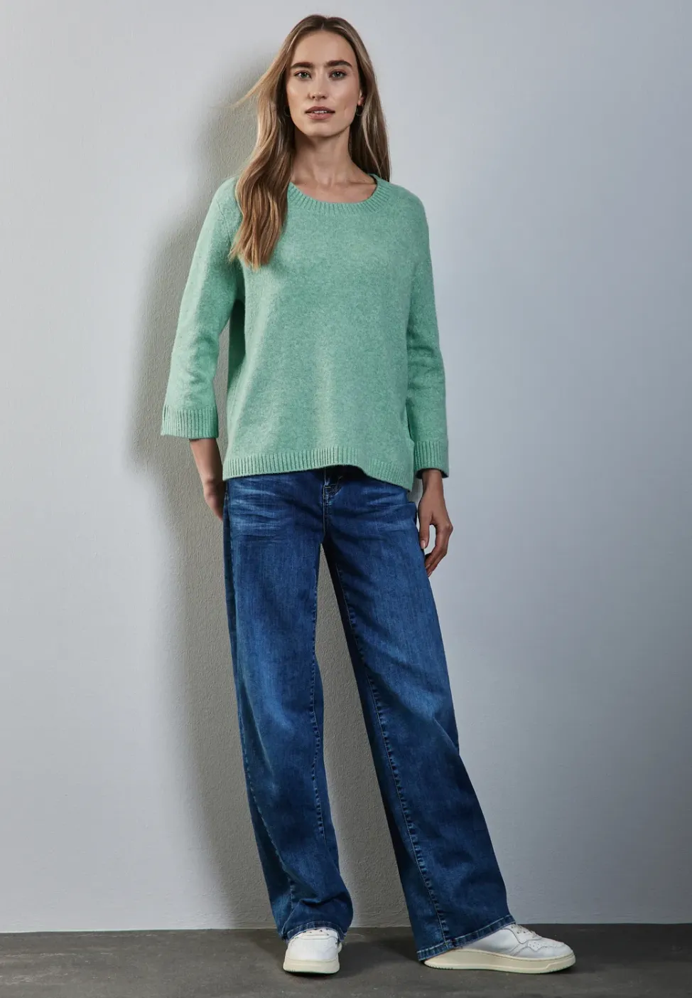 Strickpullover mit Rundhals