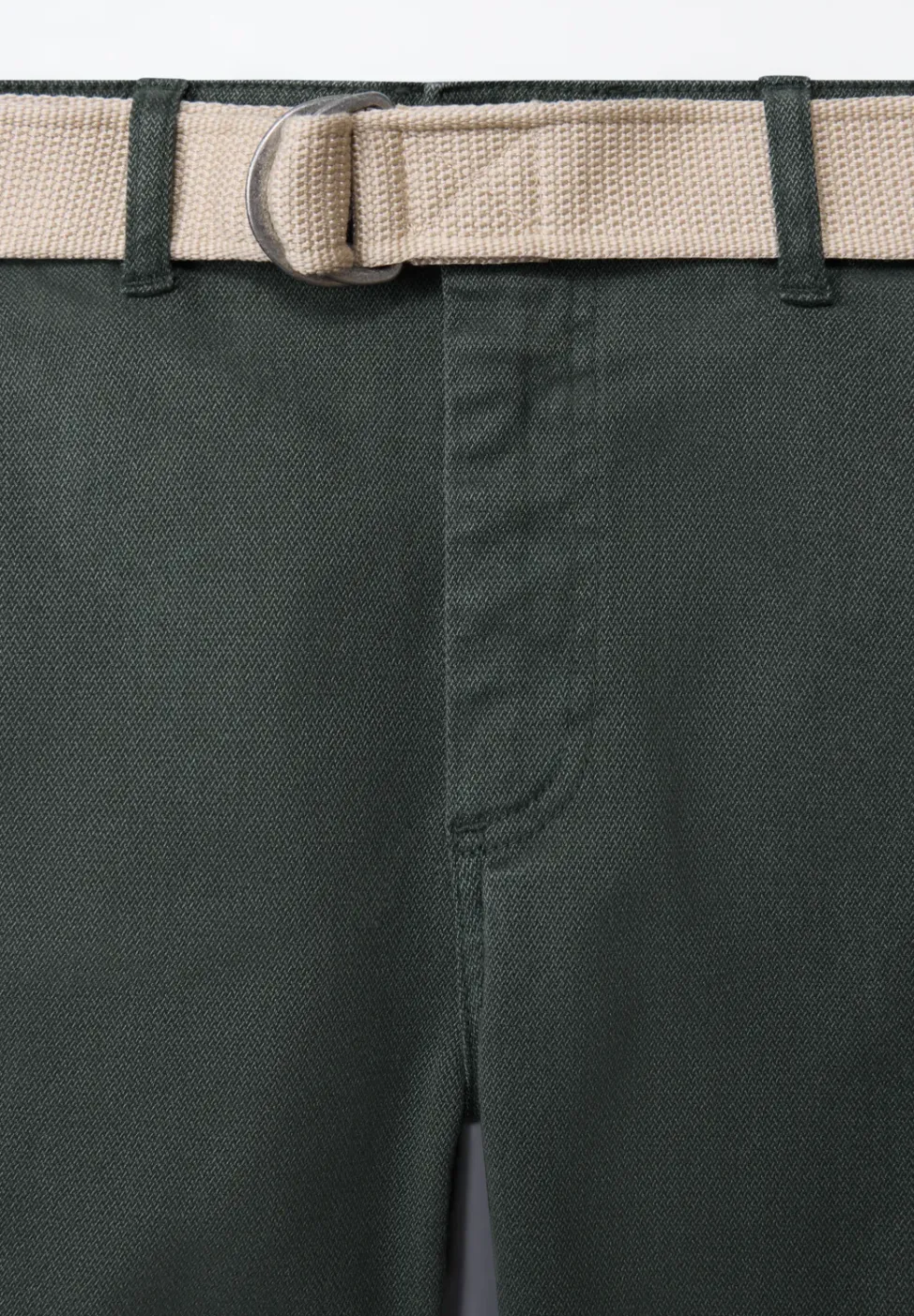 Struktur Chino mit Gürtel