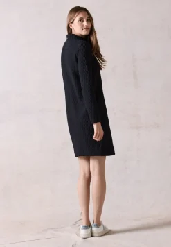 Strukturkleid mit Turtleneck