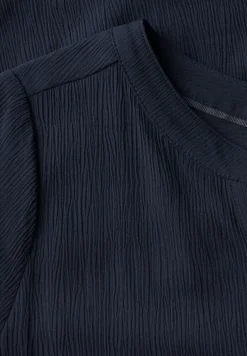Strukturkleid mit Volants