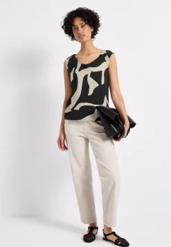 Strukturmix Top mit Print