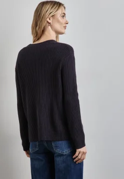Struktur-Pullover