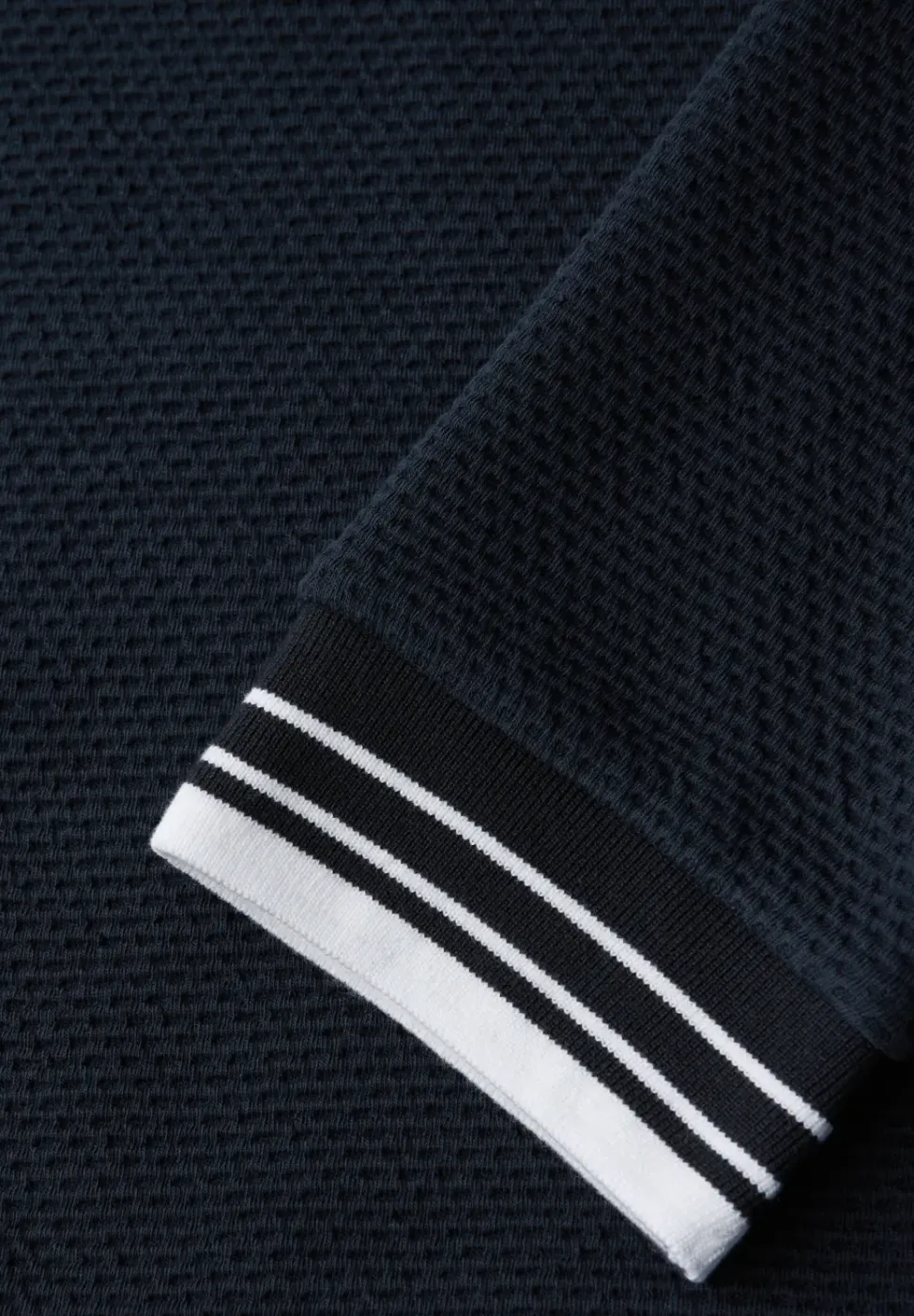 Strukturshirt mit Details