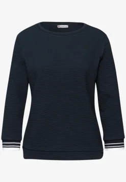 Strukturshirt mit Details