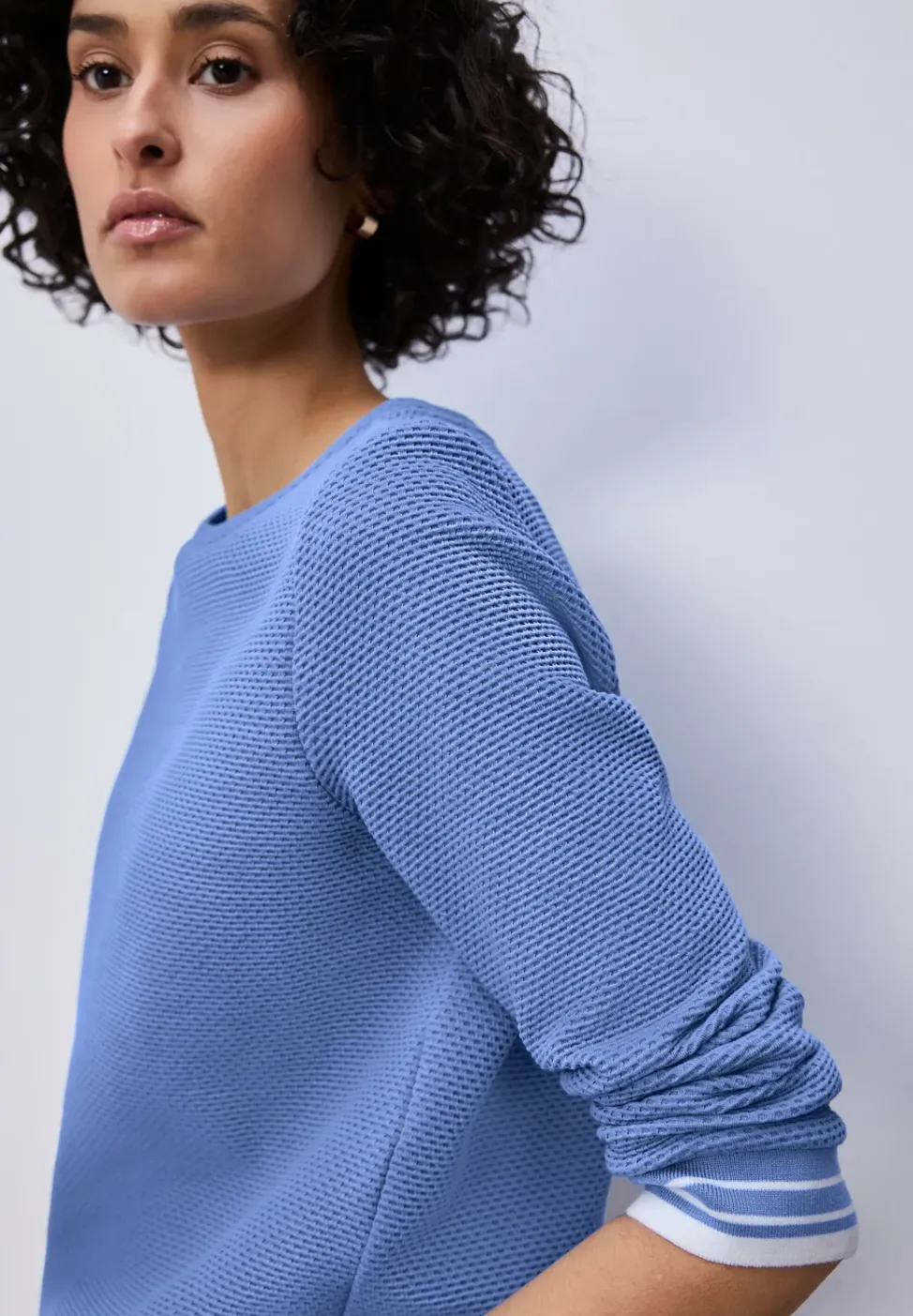 Strukturshirt mit Details