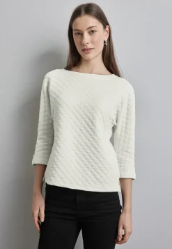 Strukturshirt mit Details
