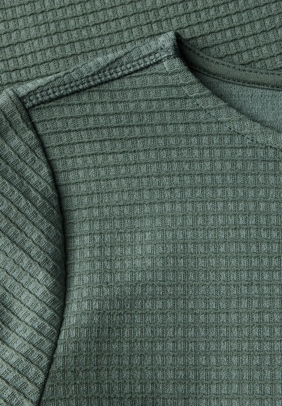 Strukturshirt mit Knoten