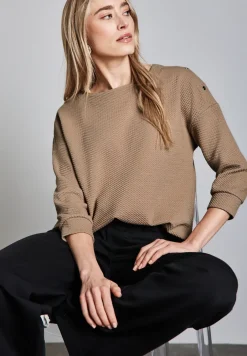 Strukturshirt mit Knöpfen