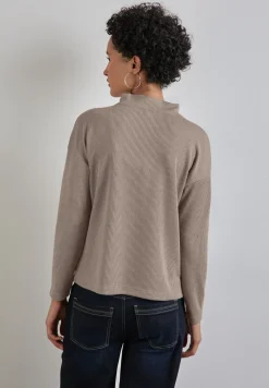 Strukturshirt mit Knöpfen