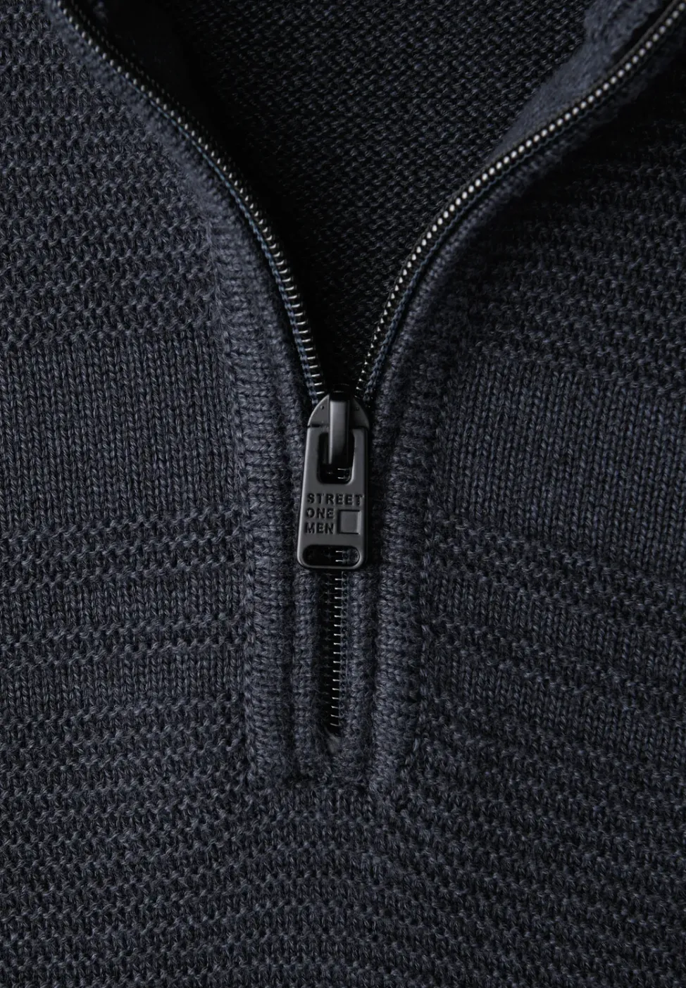 Strukturstreifen Pullover