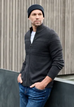 Strukturstreifen Strickjacke