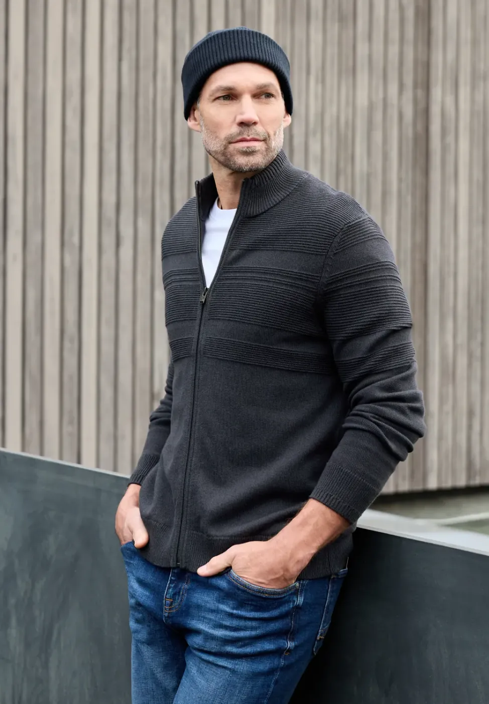 Strukturstreifen Strickjacke
