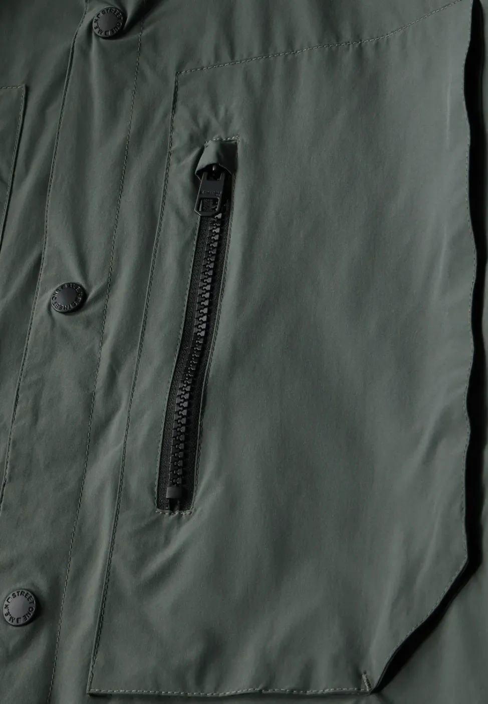 Super leichtes Overshirt