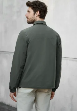 Super leichtes Overshirt