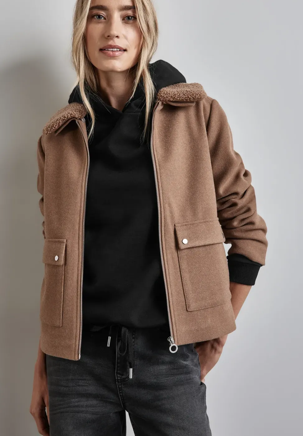 Sweat Hoodie