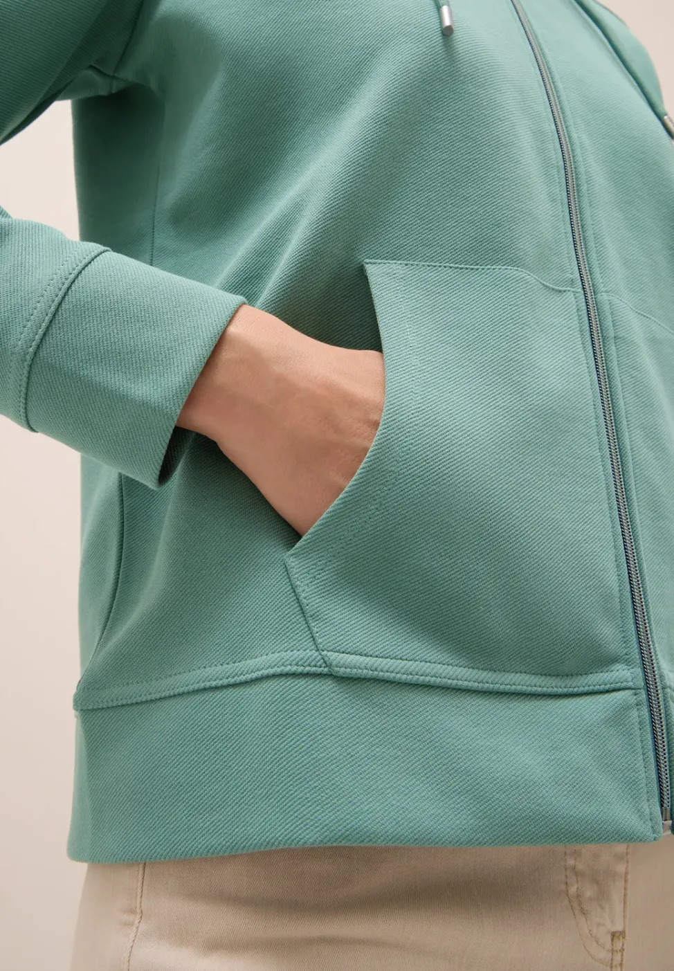 Sweatjacke mit Struktur