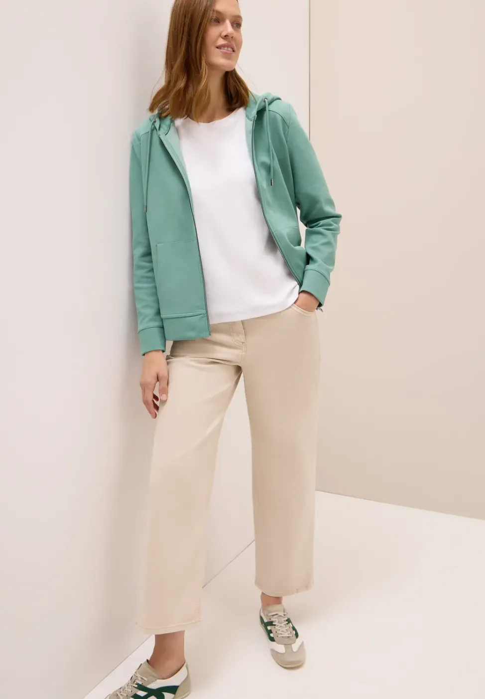 Sweatjacke mit Struktur