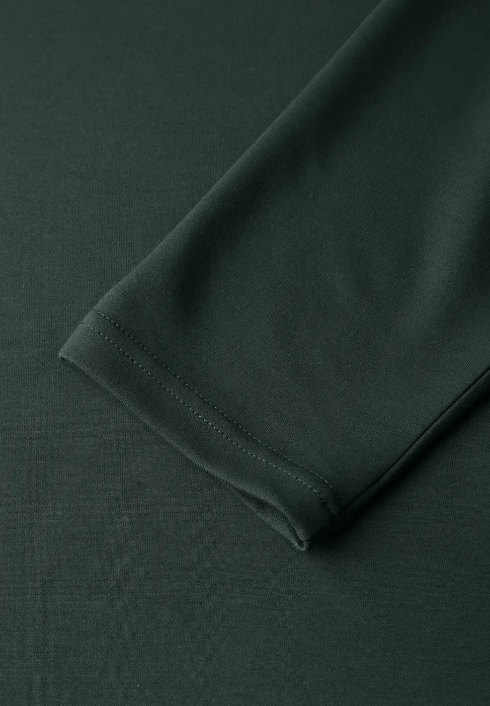 Sweat-Kleid mit Schlitzen
