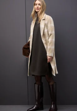 Sweat-Kleid mit Schlitzen