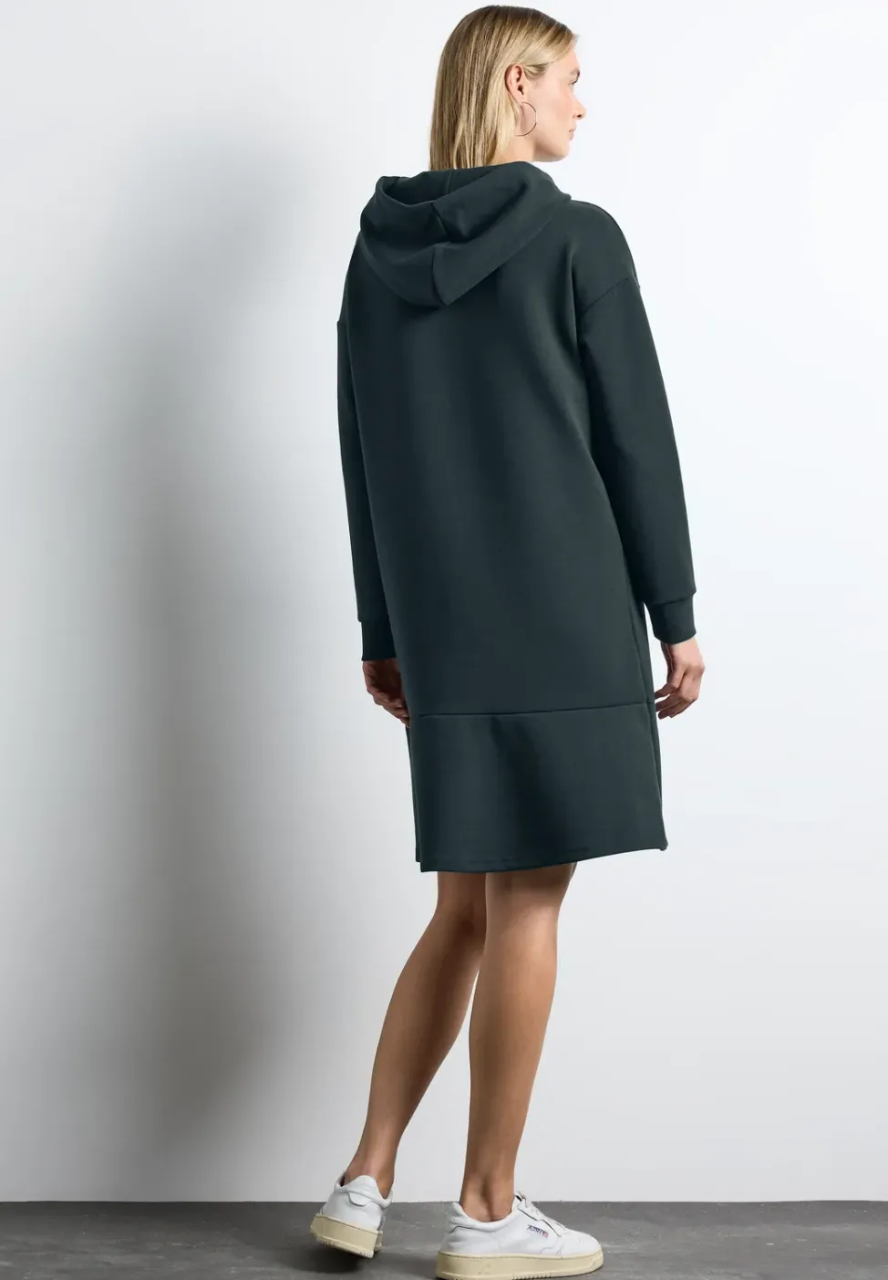 Sweatkleid mit Volant