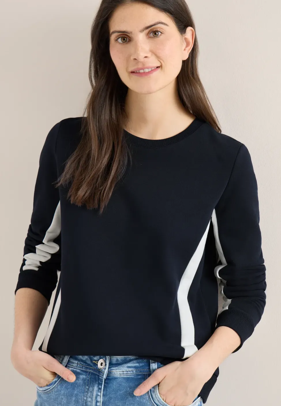 Sweatshirt mit Colorblock Details