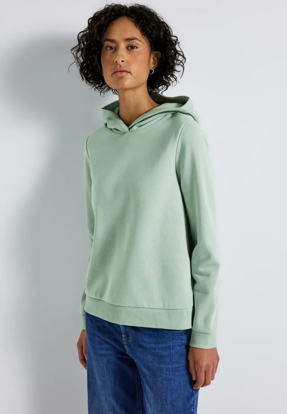 Sweatshirt mit Kapuze
