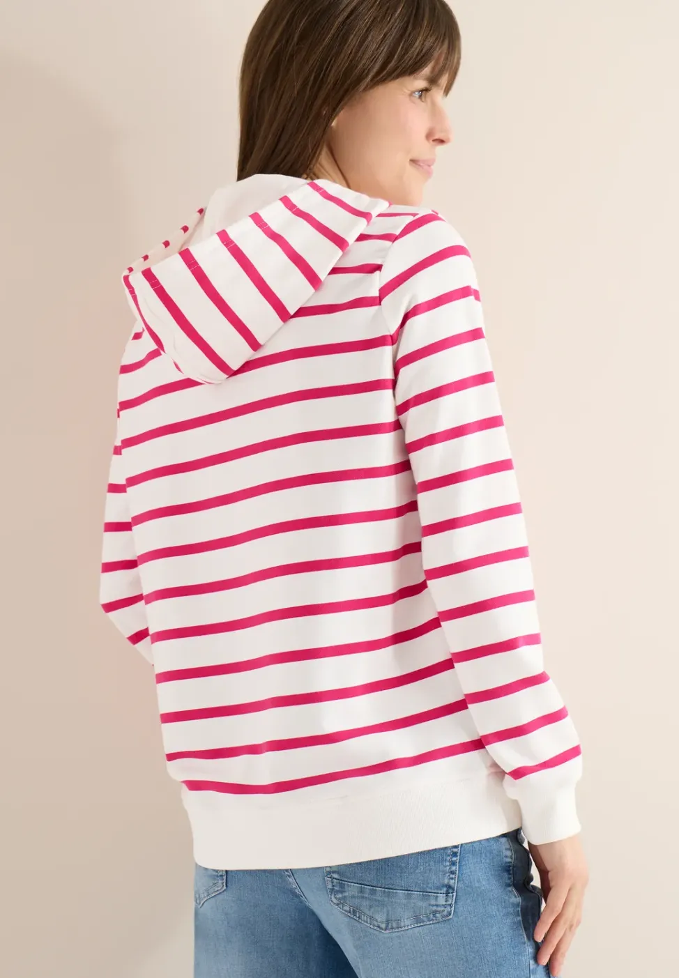Sweatshirt mit Kapuze und Chestprint