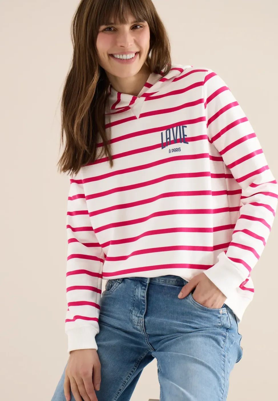 Sweatshirt mit Kapuze und Chestprint
