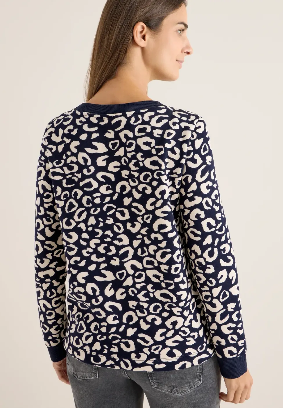 Sweatshirt mit Leo-Muster