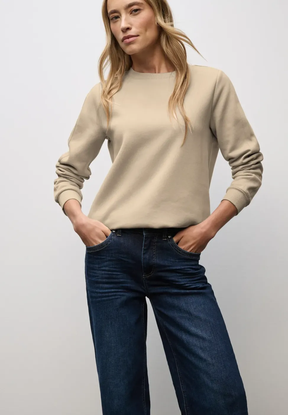 Sweatshirt mit Rippdetail