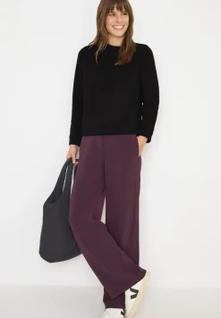 Sweatshirt mit Stickerei