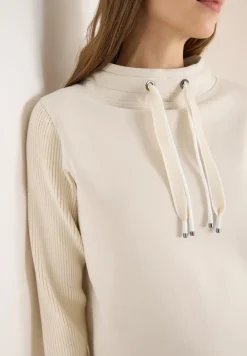 Sweatshirt mit Strickärmeln