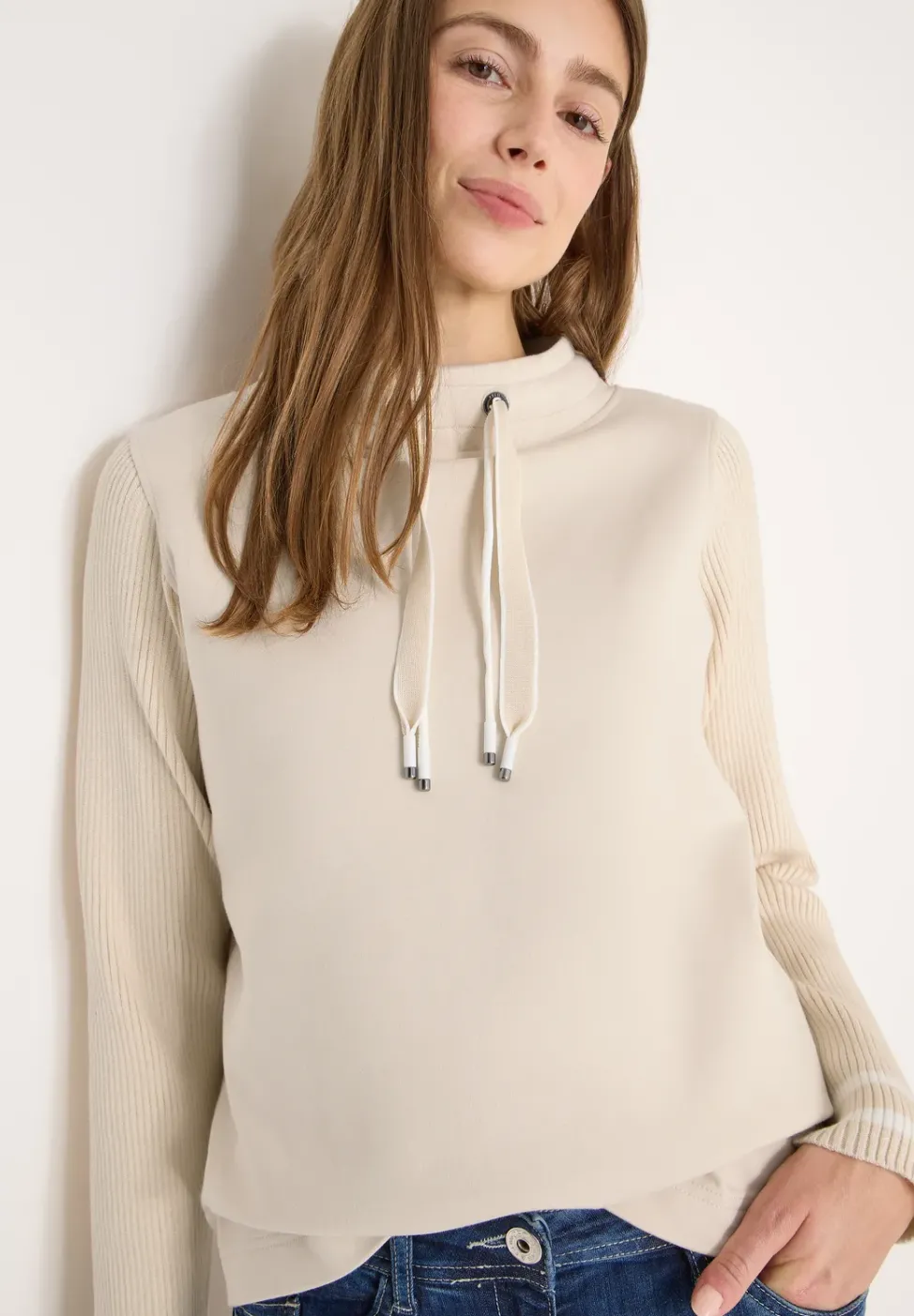 Sweatshirt mit Strickärmeln