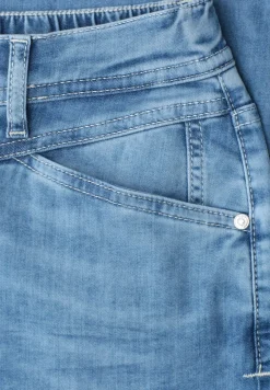 Tapered Leg Jeans im Loose Fit