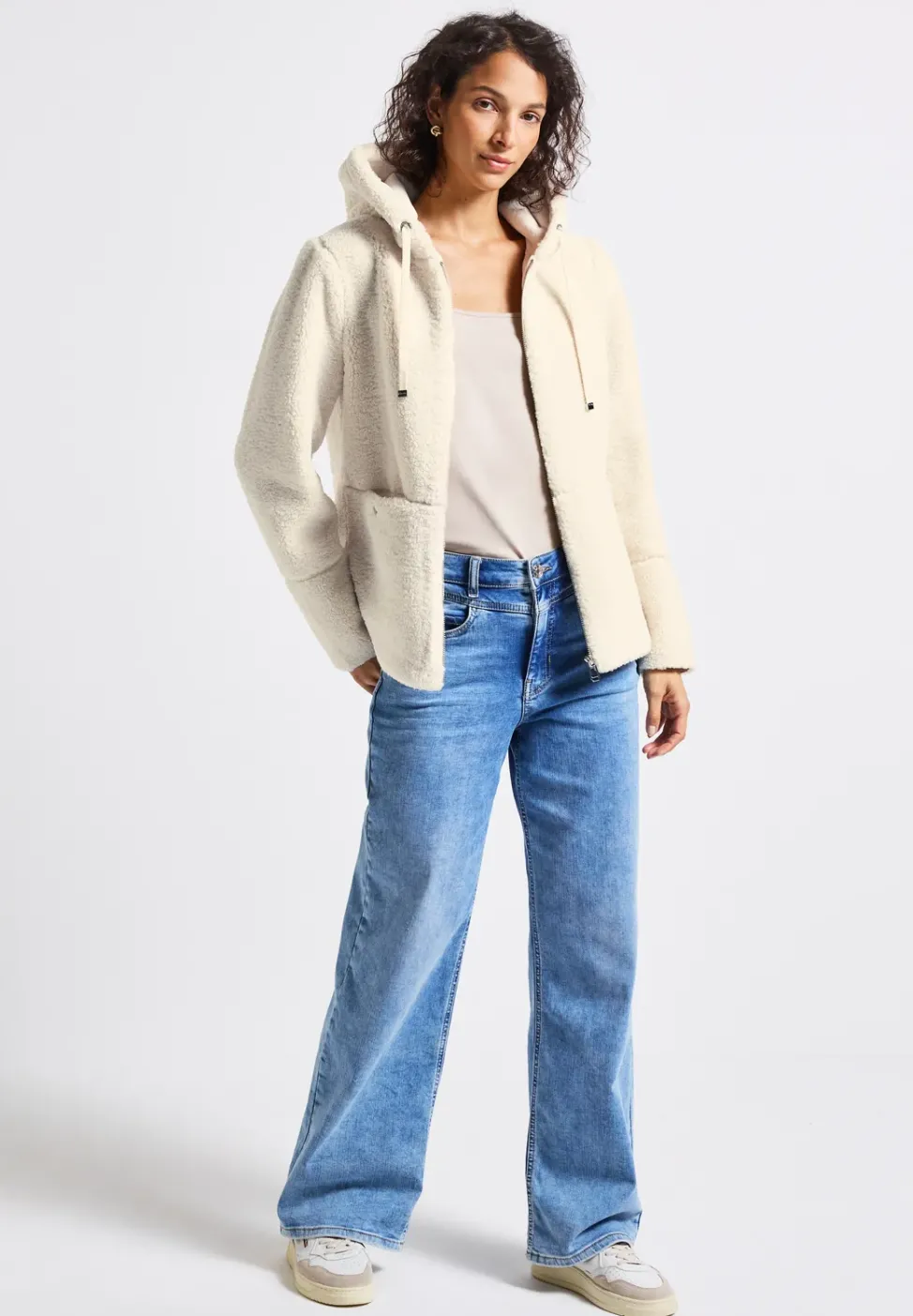 Teddy Jacke mit Kapuze