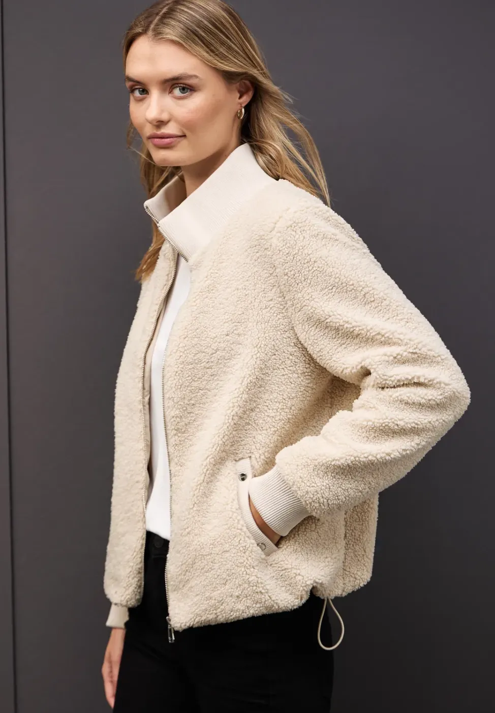 Teddy-Jacke mit Details
