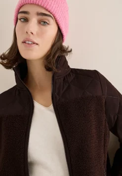 Teddy-Jacke mit Steppdetails